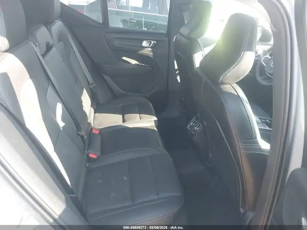 YV4L12UC0S2609331 2025 VOLVO XC40 - Image 8
