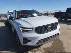YV4L12UC5S2537901 2025 VOLVO XC40