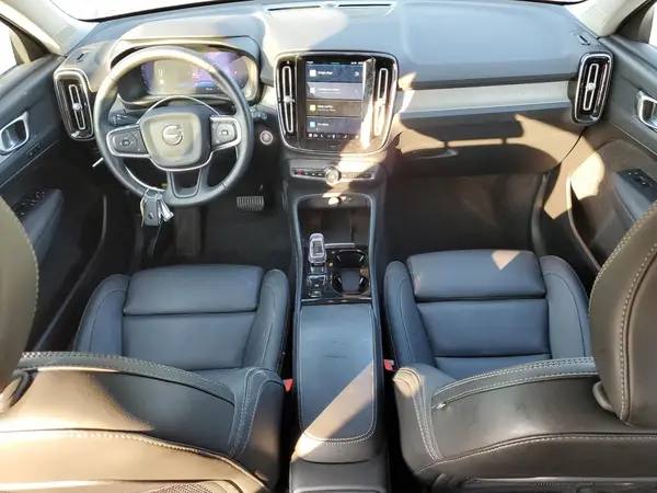YV4L12UC6S2512330 2025 VOLVO XC40 - Image 8