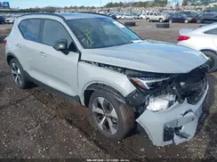YV4L12UC8S2483428 2025 VOLVO XC40