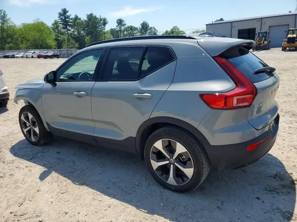 YV4L12UC9T2710921 2026 VOLVO XC40 - Image 2