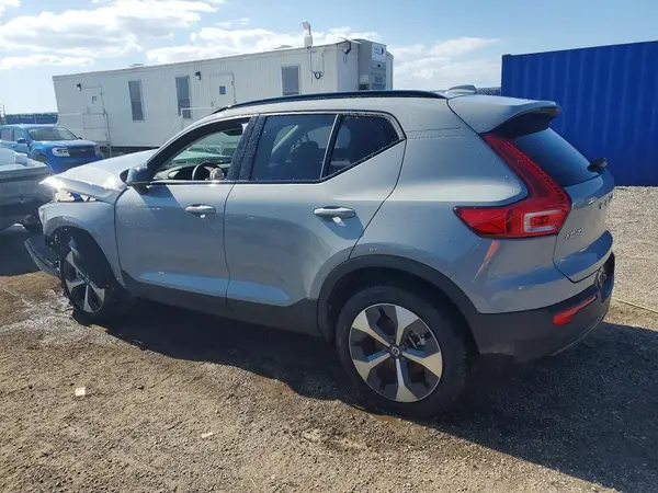 YV4L12UCXT2737741 2026 VOLVO XC40 - Image 2