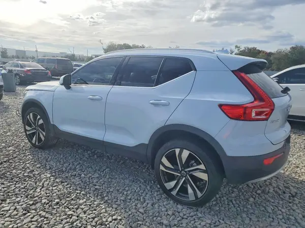 YV4L12UE0R2270842 2024 VOLVO XC40 - Image 2