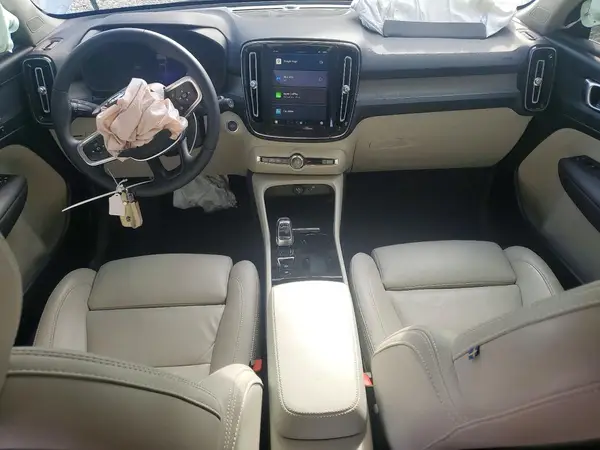 YV4L12UE0R2270842 2024 VOLVO XC40 - Image 8