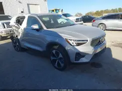 YV4L12UE0S2589292 2025 VOLVO XC40