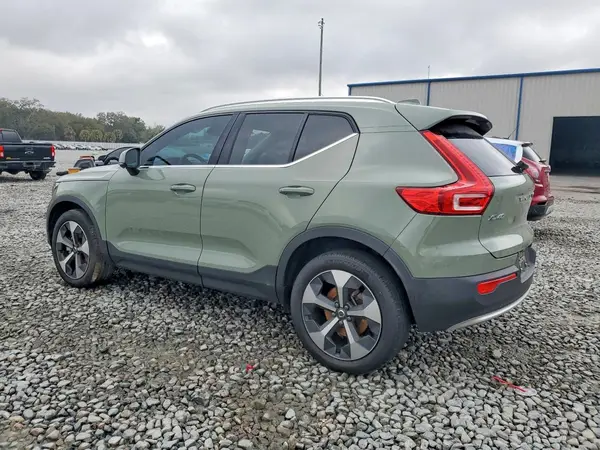 YV4L12UE1R2229314 2024 VOLVO XC40 - Image 2