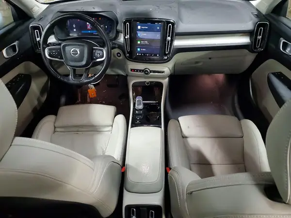 YV4L12UE1R2295782 2024 VOLVO XC40 - Image 8