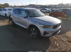YV4L12UE1R2373073 2024 VOLVO XC40