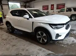 YV4L12UE2P2987143 2023 VOLVO XC40