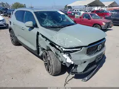 YV4L12UE2S2466450 2025 VOLVO XC40