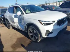 YV4L12UE2S2574809 2025 VOLVO XC40
