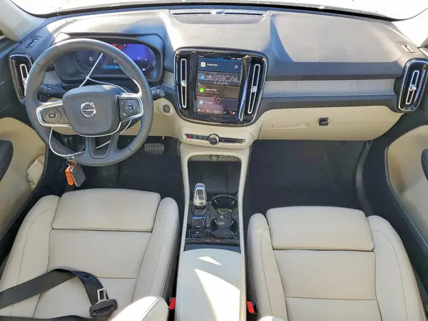 YV4L12UE4S2547336 2025 VOLVO XC40 - Image 8