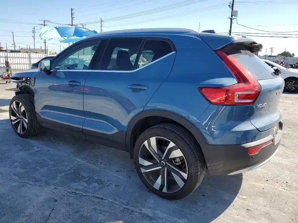 YV4L12UE5R2241014 2024 VOLVO XC40 - Image 2