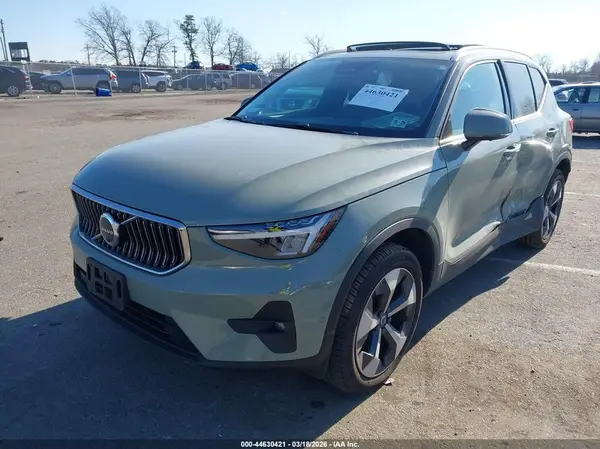 YV4L12UE6R2373022 2024 VOLVO XC40 - Image 2