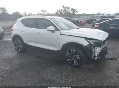 YV4L12UE7R2204904 2024 VOLVO XC40