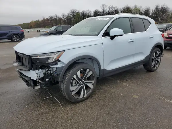YV4L12UE7R2224361 2024 VOLVO XC40 - Image 1