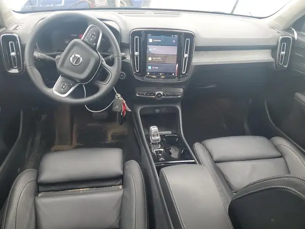 YV4L12UE7R2224361 2024 VOLVO XC40 - Image 8