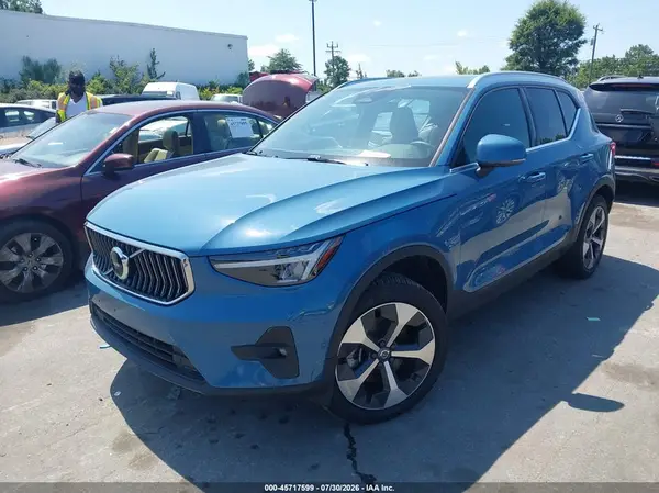 YV4L12UE7S2587541 2025 VOLVO XC40 - Image 2
