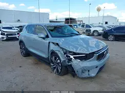 YV4L12UE9R2226001 2024 VOLVO XC40
