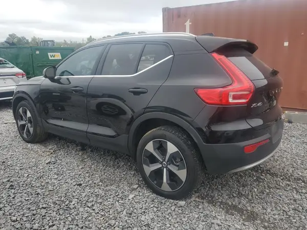 YV4L12UE9S2531682 2025 VOLVO XC40 - Image 2