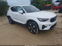 YV4L12UEXR2377171 2024 VOLVO XC40