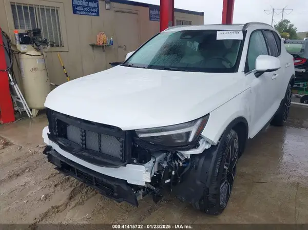 YV4L12UF4R2290309 2024 VOLVO XC40 - Image 2