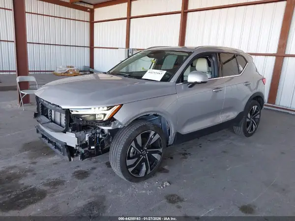 YV4L12UF6R2204563 2024 VOLVO XC40 - Image 2
