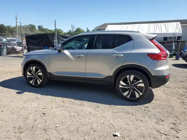 YV4L12UF6S2579715 2025 VOLVO XC40 - Image 2
