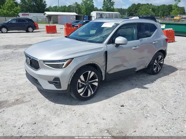 YV4L12UF6S2597616 2025 VOLVO XC40 - Image 2