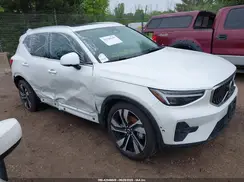 YV4L12UF8R2265543 2024 VOLVO XC40