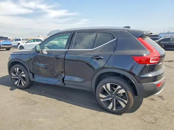 YV4L12UFXR2311583 2024 VOLVO XC40 - Image 2