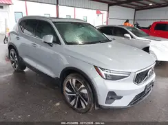 YV4L12UFXR2348830 2024 VOLVO XC40