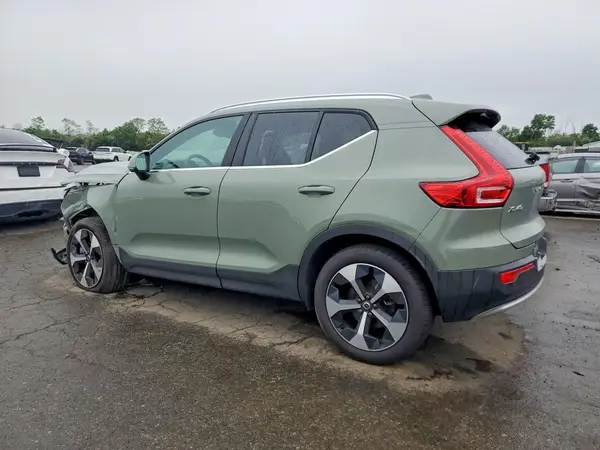 YV4L12UJ1S2570263 2025 VOLVO XC40 - Image 2