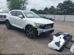 YV4L12UJ1S2573969 2025 VOLVO XC40