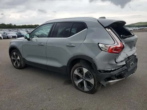 YV4L12UJ6S2472054 2025 VOLVO XC40 - Image 2