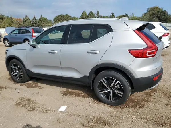 YV4L12UJ6S2473169 2025 VOLVO XC40 - Image 2