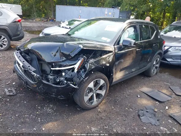 YV4L12UJ6S2545150 2025 VOLVO XC40 - Image 2
