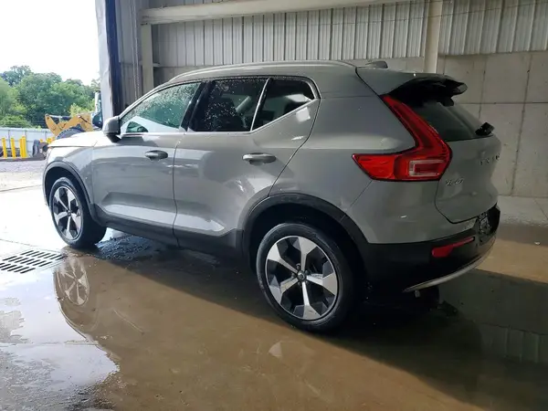 YV4L12UJ7S2465341 2025 VOLVO XC40 - Image 2
