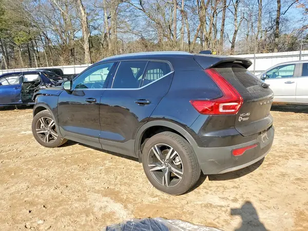 YV4L12UJ8S2465400 2025 VOLVO XC40 - Image 2