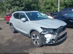 YV4L12UJ9S2474199 2025 VOLVO XC40