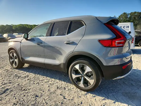 YV4L12UJ9S2565280 2025 VOLVO XC40 - Image 2