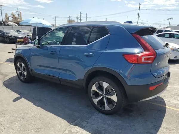 YV4L12UJXS2569628 2025 VOLVO XC40 - Image 2