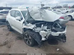 YV4L12UK0R2215328 2024 VOLVO XC40