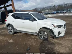 YV4L12UK0R2260737 2024 VOLVO XC40