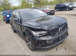 YV4L12UK1R2311095 2024 VOLVO XC40