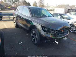 YV4L12UK2R2296509 2024 VOLVO XC40