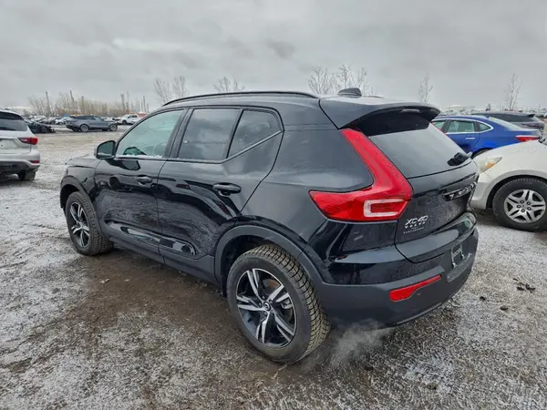 YV4L12UK2T2697761 2026 VOLVO XC40 - Image 2