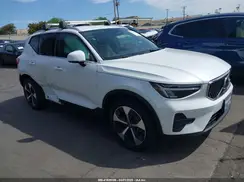 YV4L12UK8R2202116 2024 VOLVO XC40