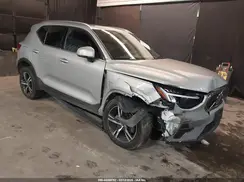 YV4L12UK8R2326046 2024 VOLVO XC40