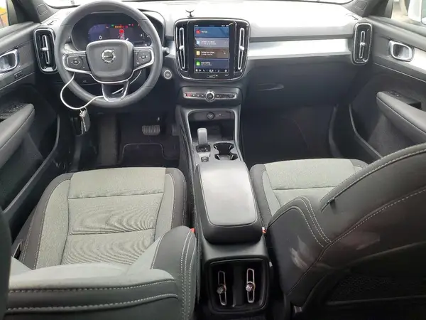 YV4L12UK8R2330629 2024 VOLVO XC40 - Image 8